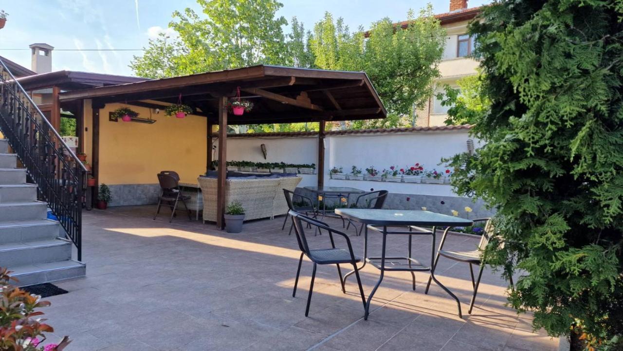 Family Hotel Dalia Velingrad Luaran gambar