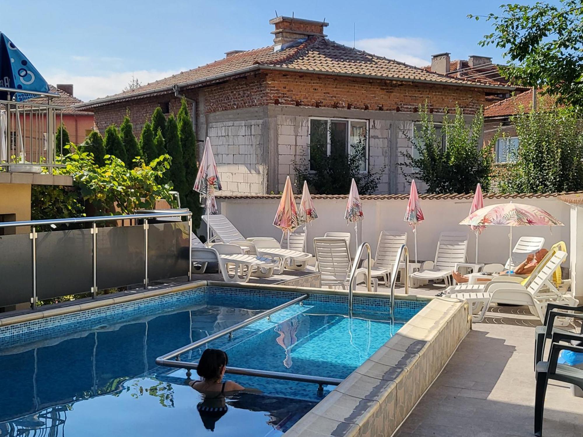 Family Hotel Dalia Velingrad Luaran gambar