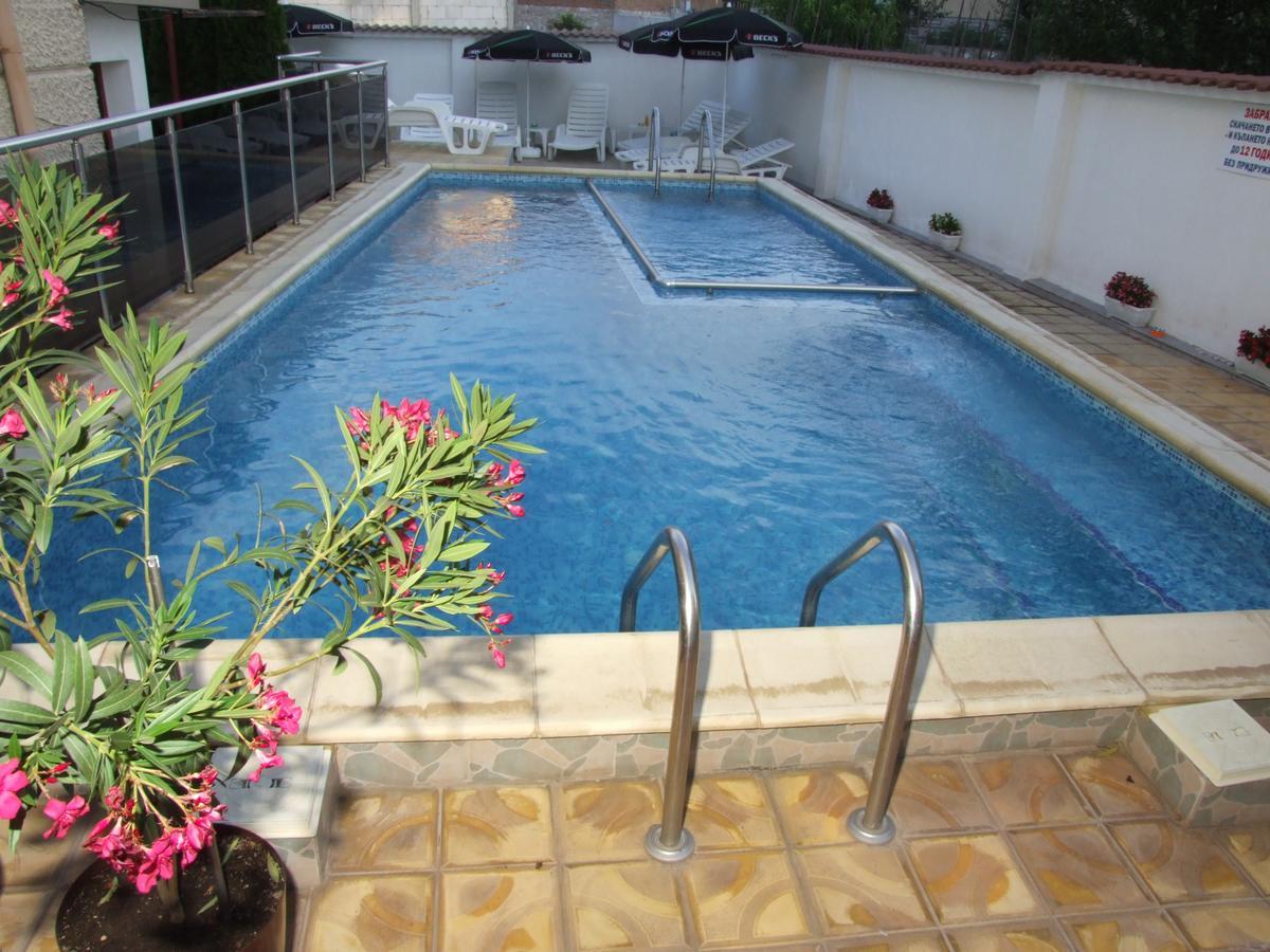 Family Hotel Dalia Velingrad Luaran gambar