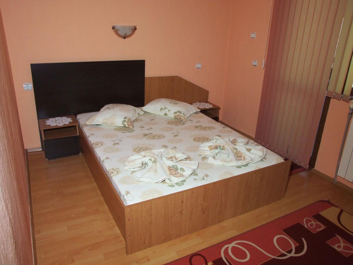Family Hotel Dalia Velingrad Luaran gambar