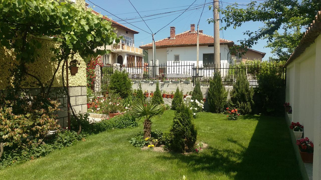 Family Hotel Dalia Velingrad Luaran gambar